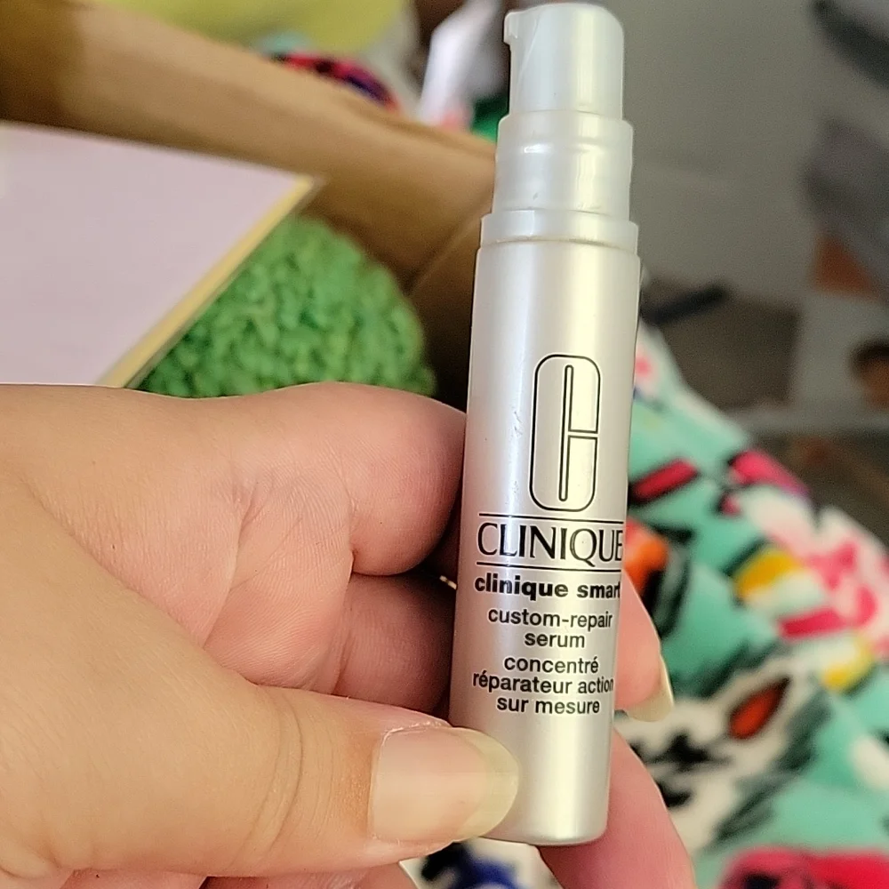 Nwot Clinique serum